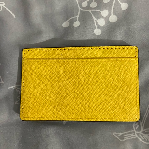 NWOT Michael Kors Yellow Card Holder - Picture 2 of 3